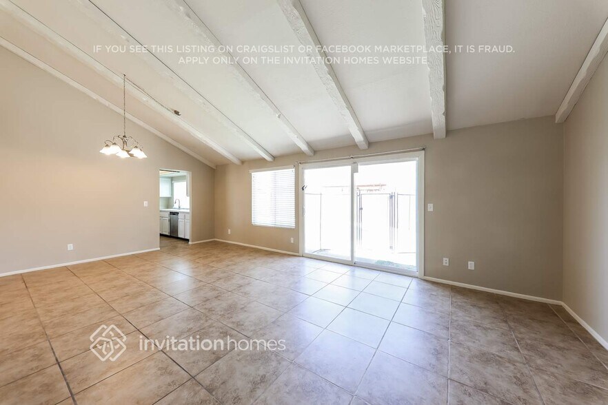 Building Photo - 3340 W Sandra Terrace