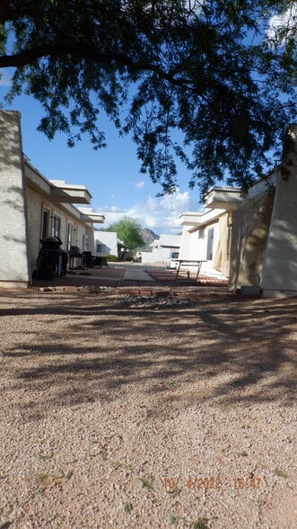 Building Photo - 2151 N Meridian Rd