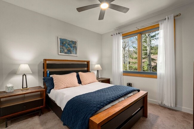 Building Photo - Season Rental Rare Opportunity The Pointe at Incline Village.