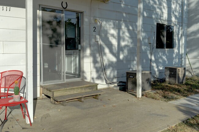 Building Photo - 9115 Nieman Rd