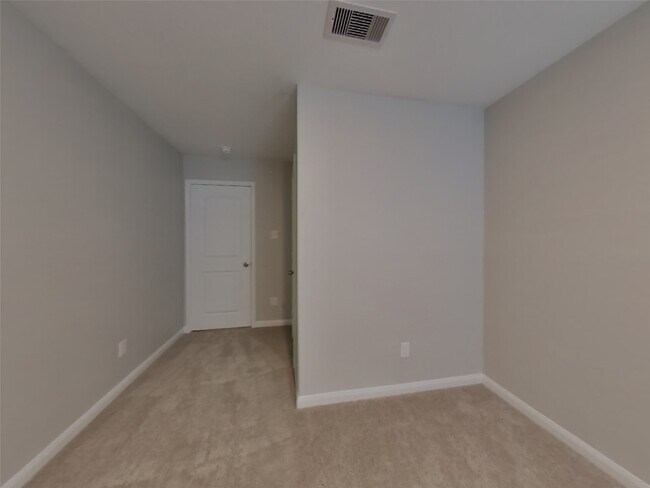 Building Photo - 23020 Shakespeare Dr