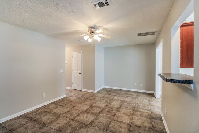 Building Photo - 116 David Bolin Dr