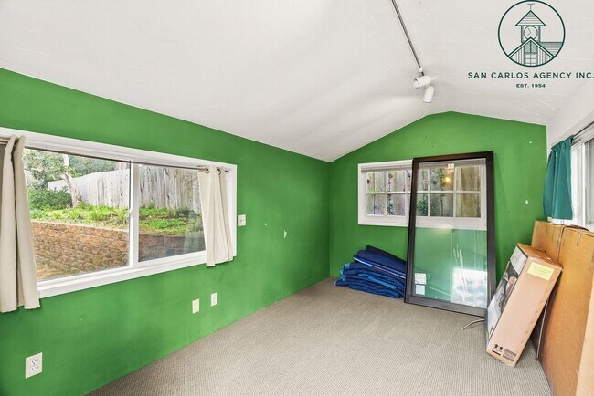 Building Photo - Spacious Three Bedroom Home in Country Club Area of Pebble Beach