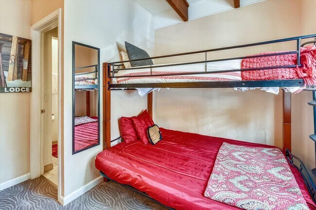Building Photo - Tahoe City, Dollar Hill Ski Lease with Loft