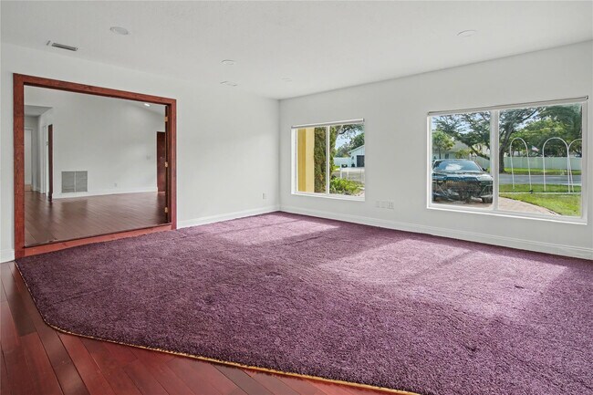 Building Photo - 8619 SW 51st St