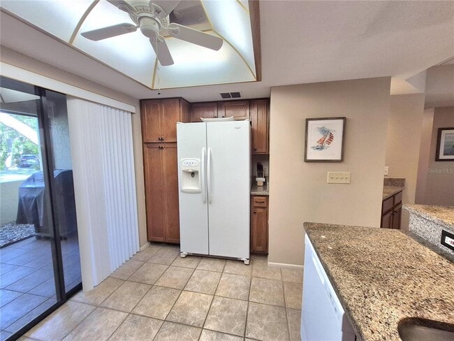 Building Photo - 50 Woodlake Pl