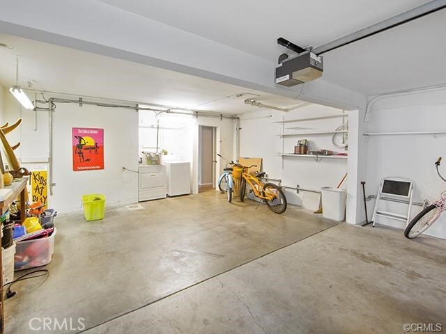 Building Photo - 1560 E Oceanfront