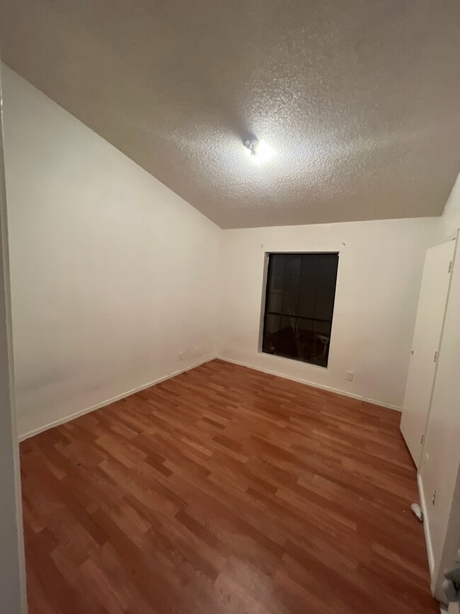 Building Photo - 1976 N Lemon Tree Ln