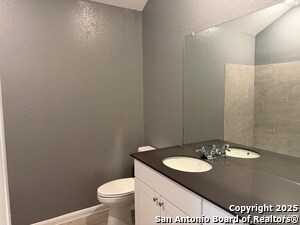 Building Photo - 14106 Roller Mls