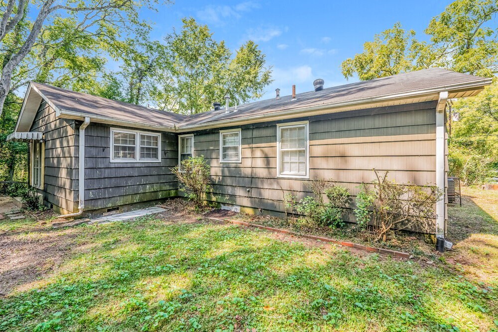Building Photo - 9813 Redcliff Rd