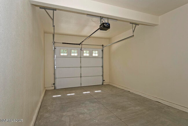 Building Photo - 646 Anderson St