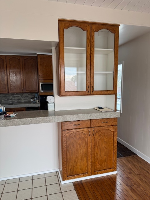 Living Rm Cabinets - 409 16th St