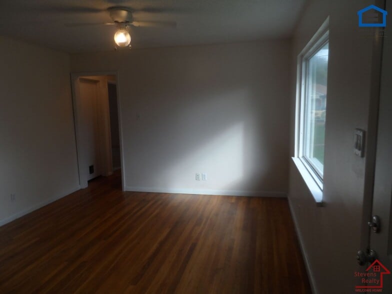 Building Photo - 2147 Berea Ave