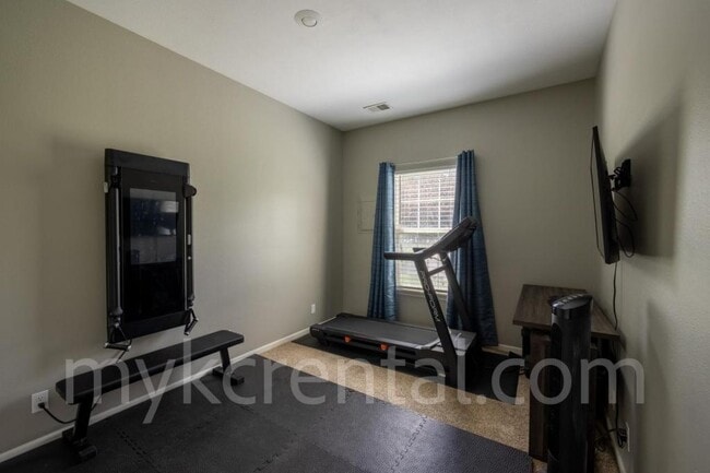 Building Photo - 1201 N Mart-way Dr