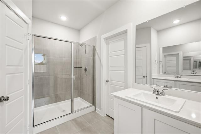 Building Photo - 405 Green Gables Dr