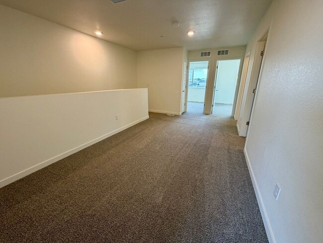 Building Photo - 3932 Pinnacles Ct