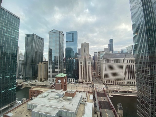 Building Photo - 345 N LaSalle St