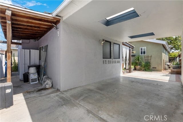 Building Photo - 6221 Agnes Ave