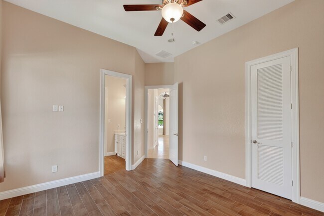 Building Photo - 9436 Hufsmith Rd