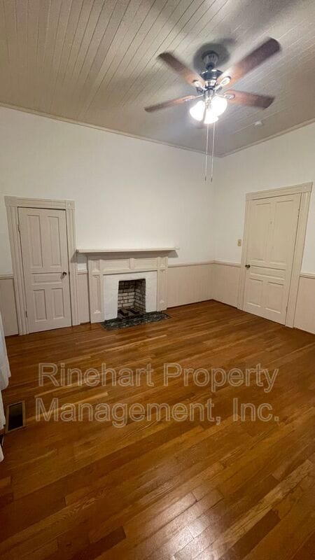 Building Photo - 140 Ebenezer Ave