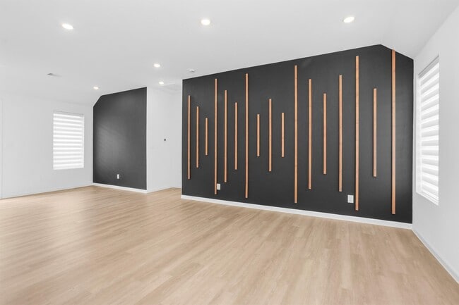 Building Photo - 15619 Rising Wren Ct