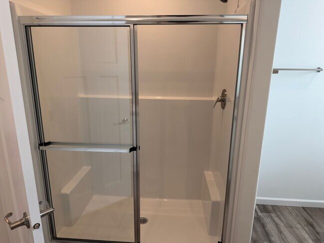 Building Photo - 310 8th St