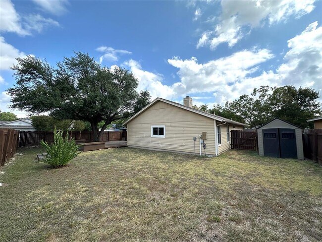 Building Photo - 12916 Quinn Trail