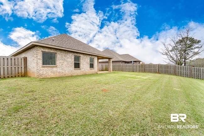 Building Photo - 9879 Volterra Ave