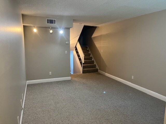 Building Photo - 4220 La Dega Ct