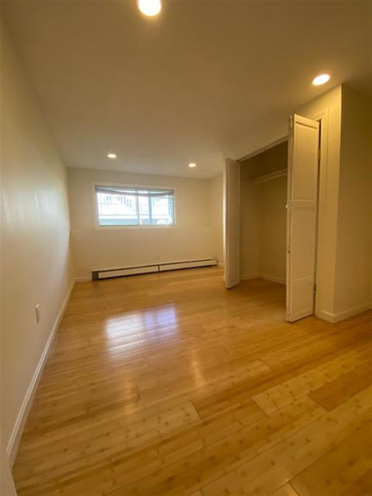 Building Photo - 126 Clifton St