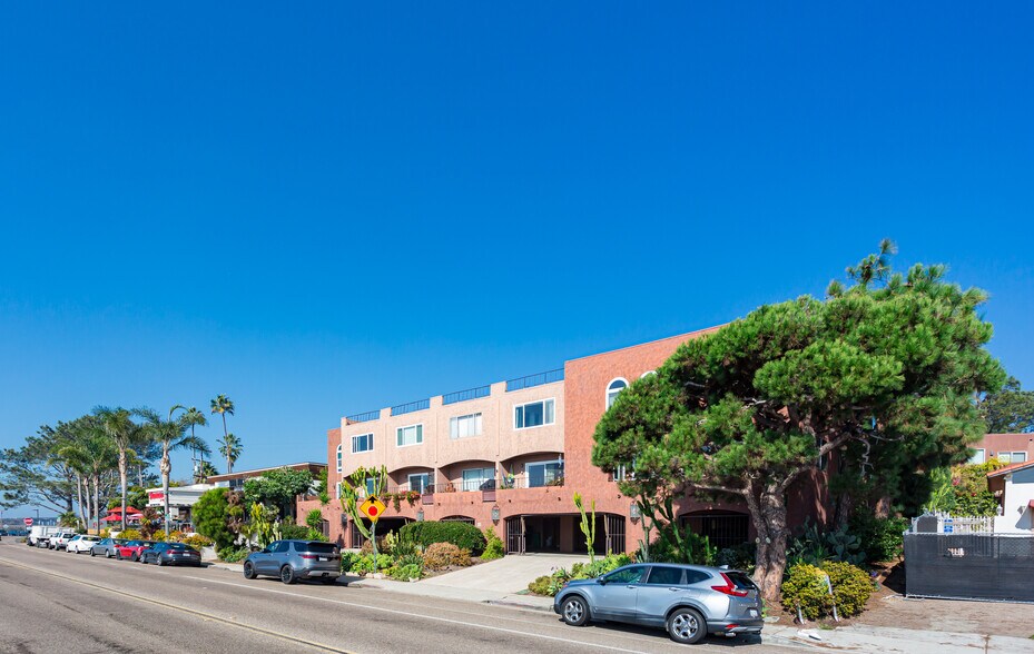 building exterior - 2222 Carmel Valley Road