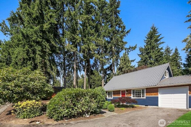 Building Photo - 4Bd/1.5Ba Kirkland House