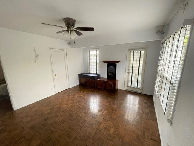 Building Photo - Charming Midtown Ventura Home