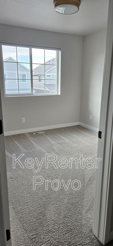 Building Photo - 264 S Hidden Lagoon Pl
