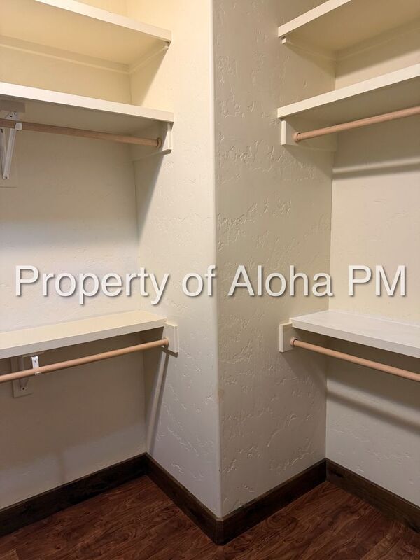 Building Photo - 129 E Cholla Hills St