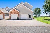 Building Photo - 2002 Shelene Way