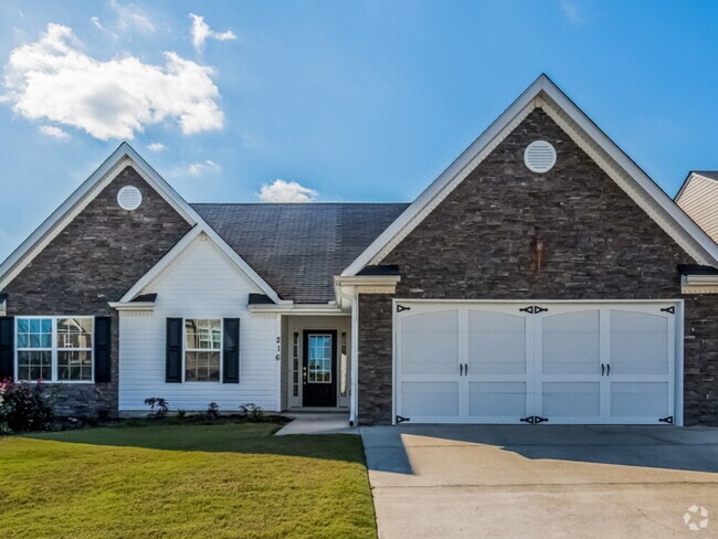 Building Photo - 216 Overlook Dr