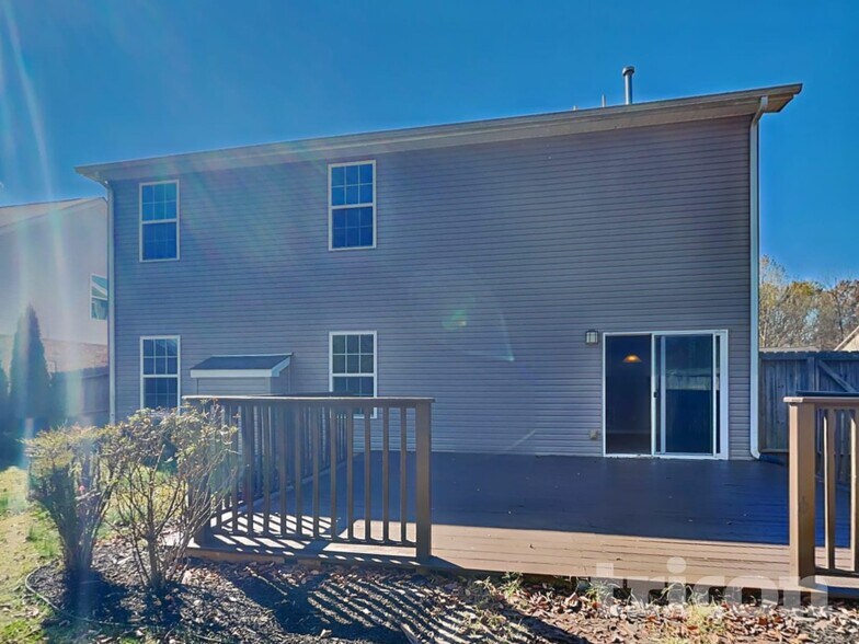 Building Photo - 1068 Countess Ln