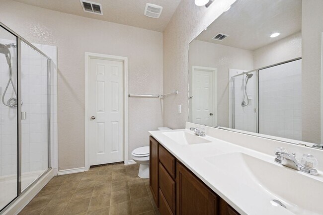 Building Photo - 2419 Sundrop Bay