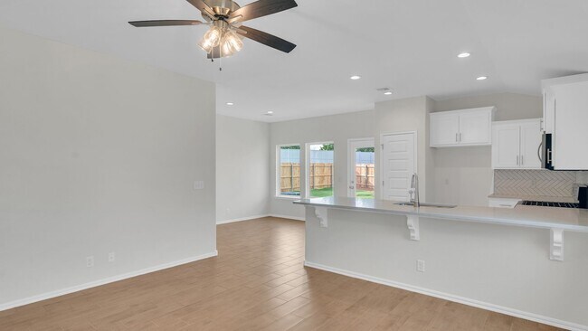 Building Photo - 3 Bed | 2 Bath in Owasso!