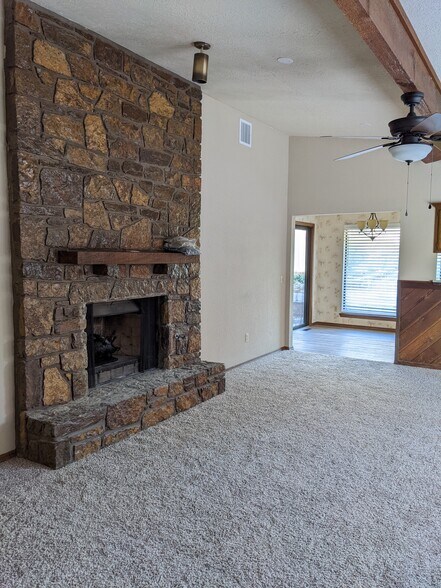 Living Area with gas log Fire place - 1616 Julie Plz