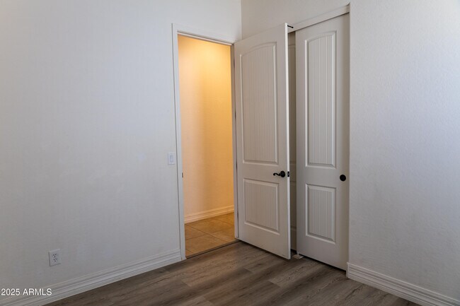 Building Photo - 4571 N Arbor Way