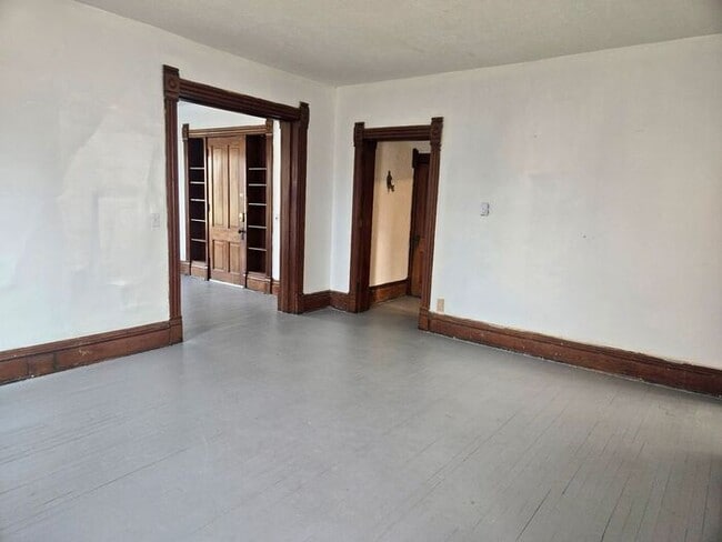 Building Photo - 2 bedroom unit in Niles