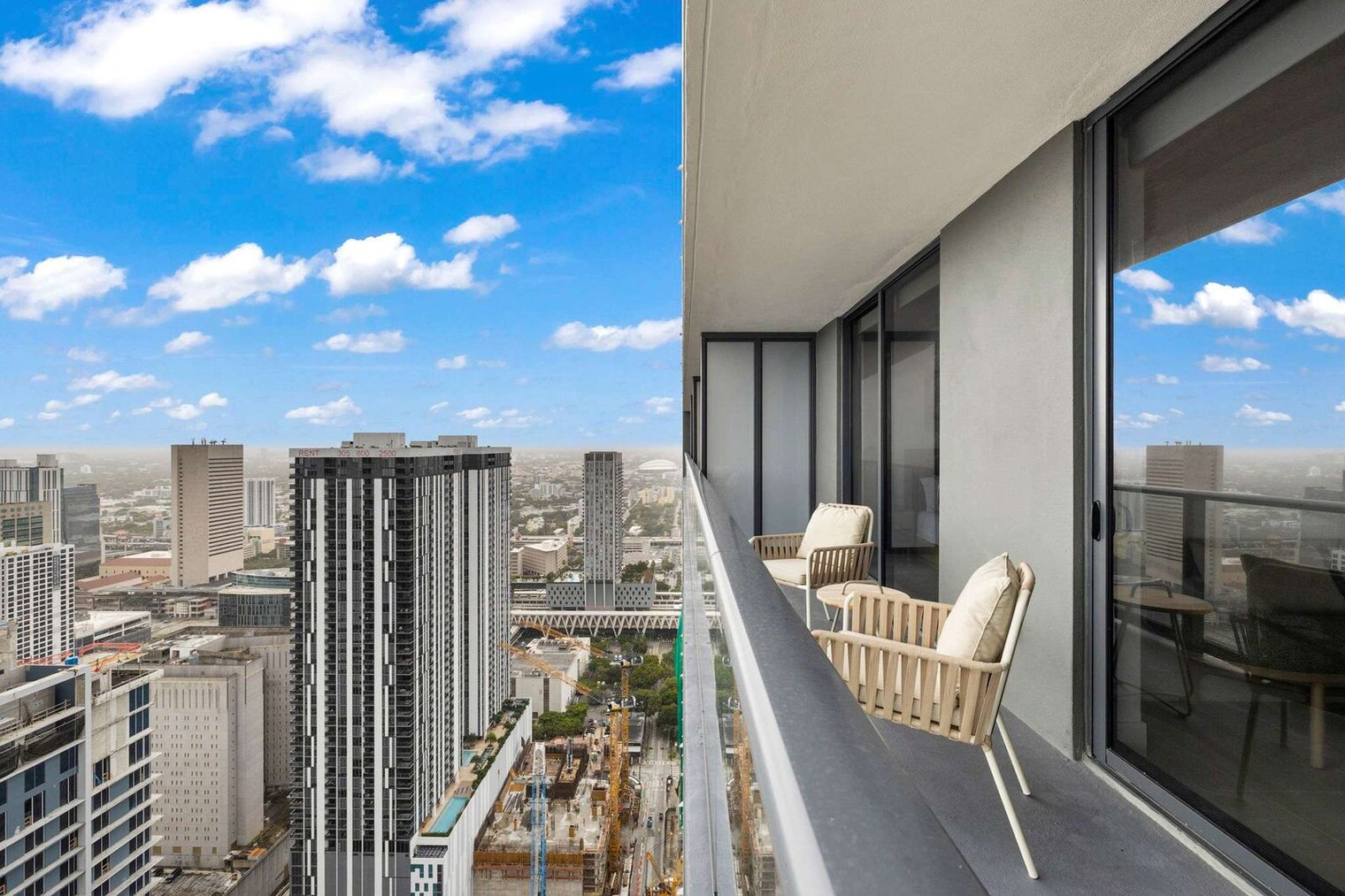 Building Photo - 159 NE 6th St