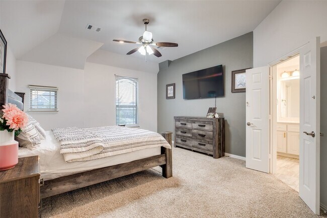 Building Photo - 13940 Steadman Dr