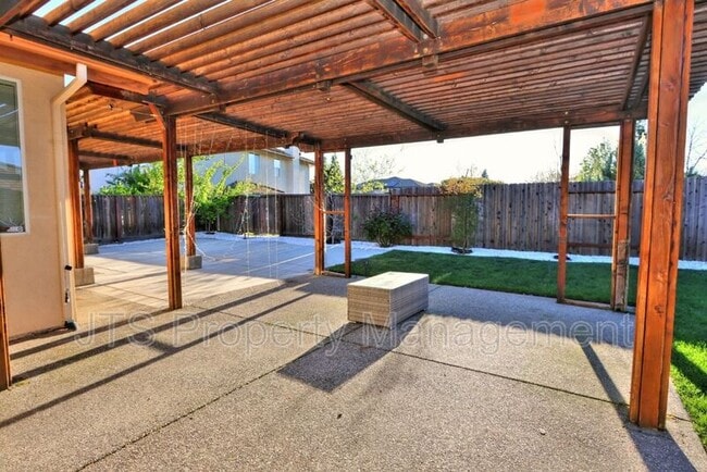 Building Photo - 7817 Westbourne Way