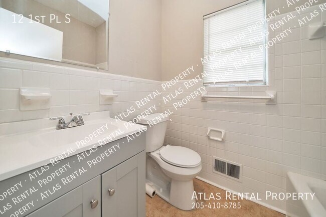 Building Photo - 12 1st Pl S