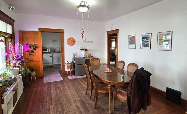 Building Photo - Charming, Spacious Rental in Old Town Fort Collins | Avail. 08/01/2026