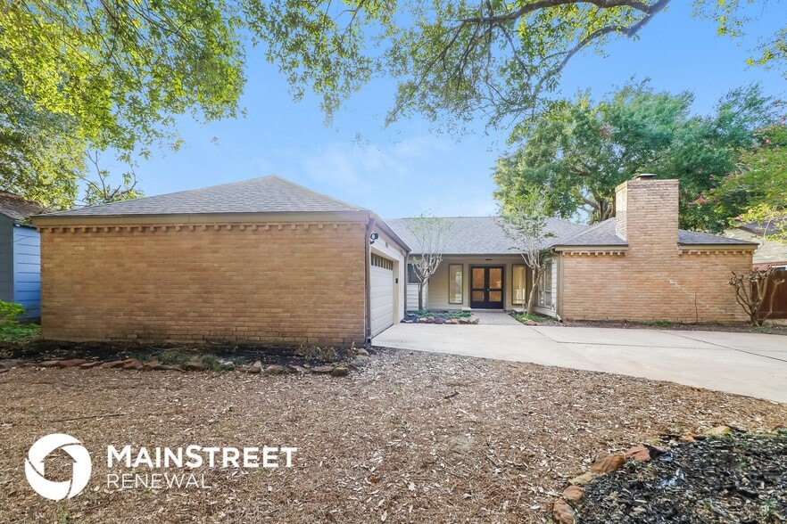 Building Photo - 4515 Sylvan Glen Dr