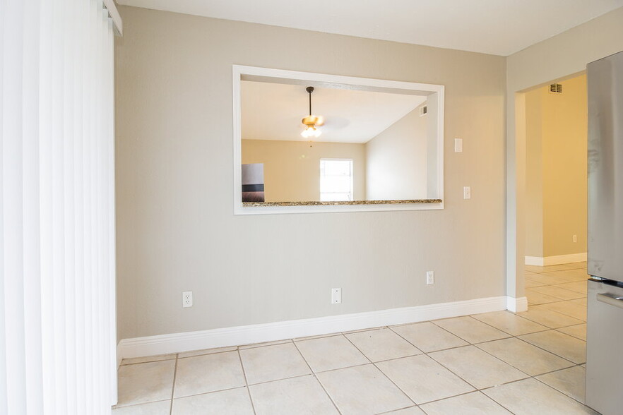 Building Photo - 1264 Rising Sun Blvd